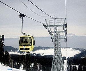 Cable car at Kongdoori in the Indian state of Jammu and Kashmir.