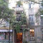 One of the Shamian souvenir shops