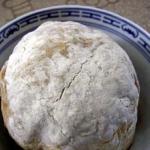 Dough-baked Beggar's Chicken