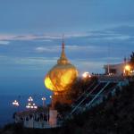 A traditional habit is attaching gold specks to the rock.
