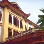 The old French Ministry of Information building serves as the Hanoi Museum of Fine Arts today.
