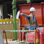 Amazing that in Tokyo they even have mechanical wavers. Not nearly as good as the real thing though.